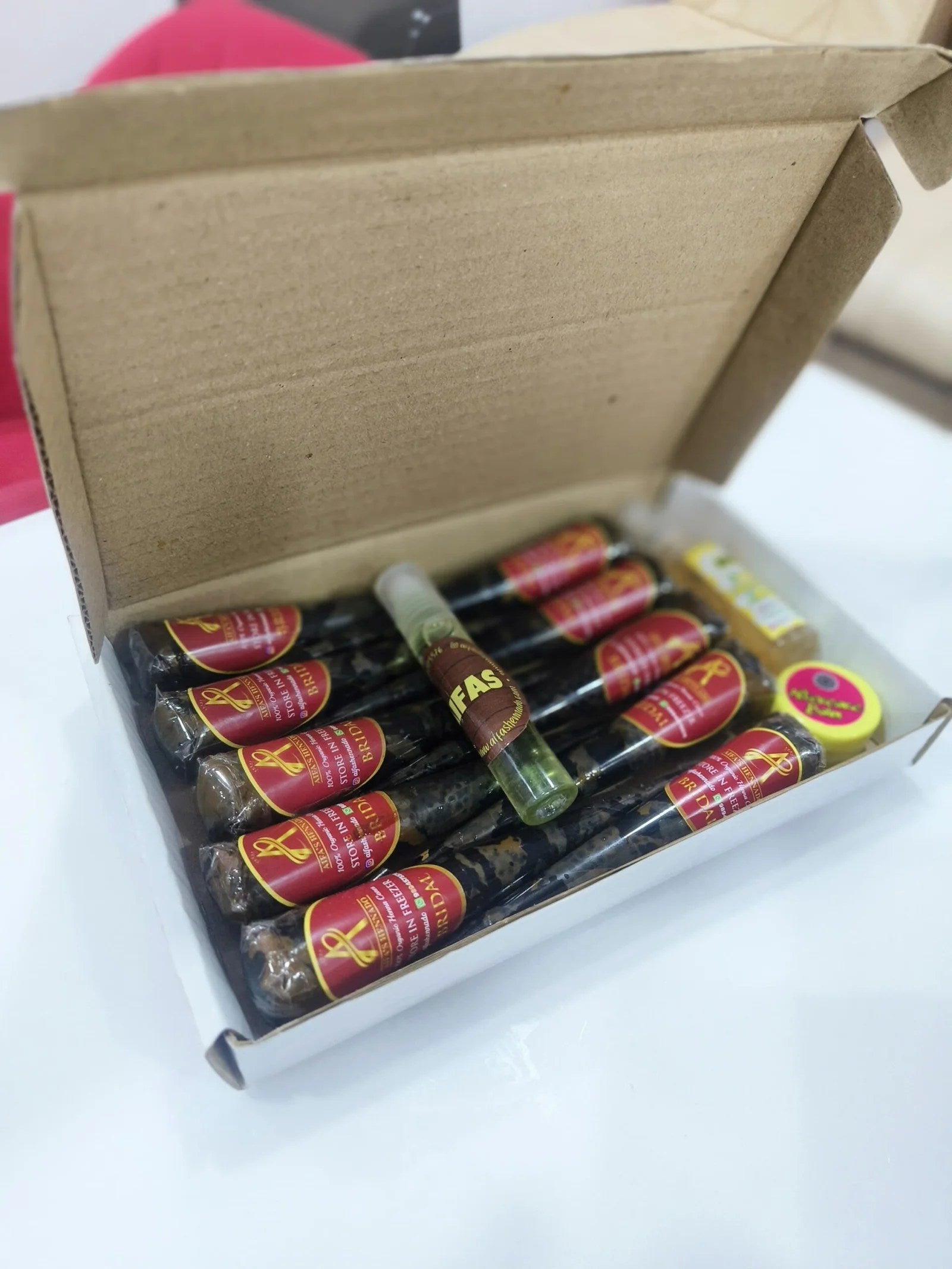 Cone packing Box - Small (White premium)